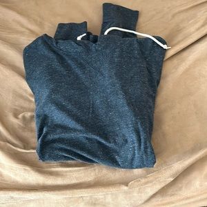 Men’s large long sleeved shirt w/ hood
